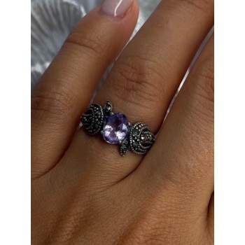 925 Sterling Silver Amethyst & Marcasite Ring Size 7