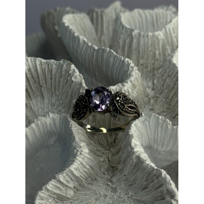 925 Sterling Silver Amethyst & Marcasite Ring Size 7