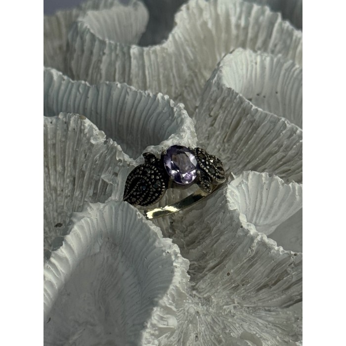 925 Sterling Silver Amethyst & Marcasite Ring Size 7