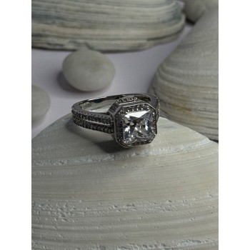Shiny 925 Sterling Silver Cz Ring Size 10