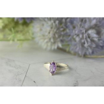 925 Sterling Silver Amethyst Ring Size 8