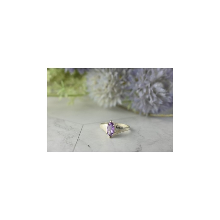 925 Sterling Silver Amethyst Ring Size 8