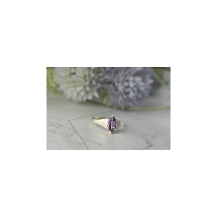 925 Sterling Silver Amethyst Ring Size 8