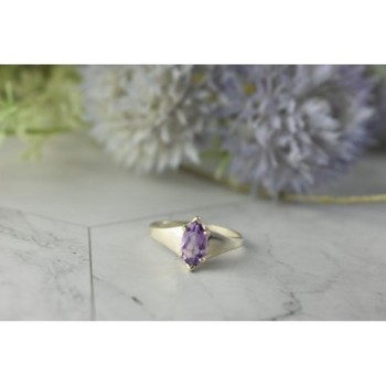 925 Sterling Silver Amethyst Ring Size 8