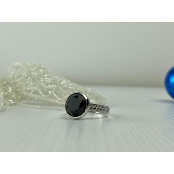 925 Sterling Silver Black Onyx Ring Size 8