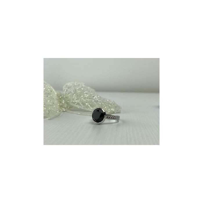 925 Sterling Silver Black Onyx Ring Size 8