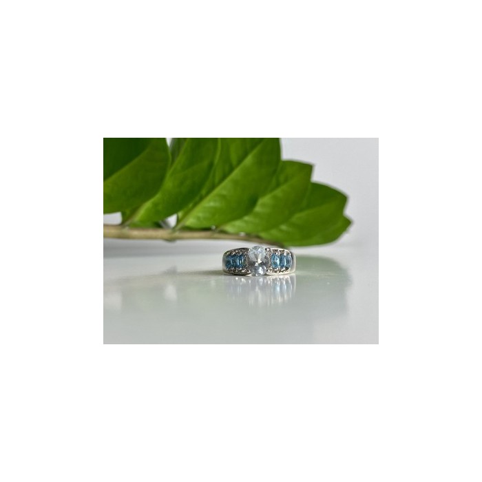 925 Sterling Silver Aquamarines Ring Size 8