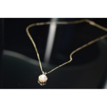 14K YELLOW GOLD PEARL & DIAMONDS CHAIN WITH PENDANT