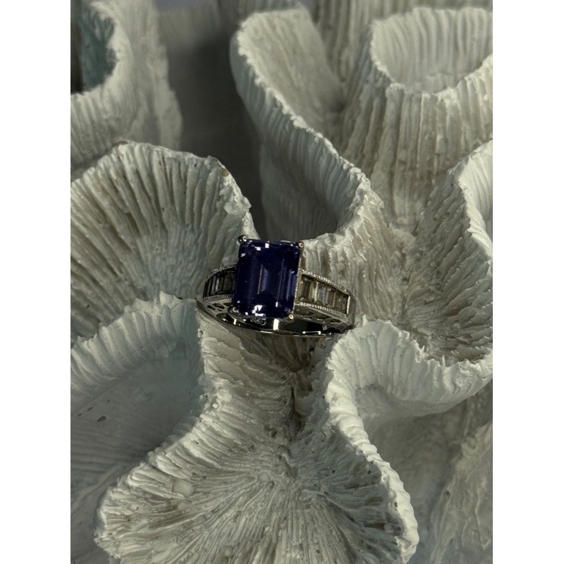 925 Sterling Silver CZ Ring Size 6