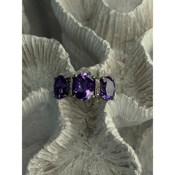 925 Sterling Silver Shiny Amethyst Ring Size 7