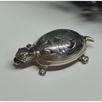925 Sterling Silver Turtle Brooch