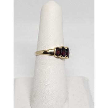 10K 417 YELLOW GOLD & GARNET RING MW SIZE 6