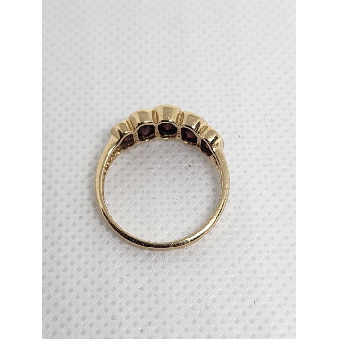 10K 417 YELLOW GOLD & GARNET RING MW SIZE 6