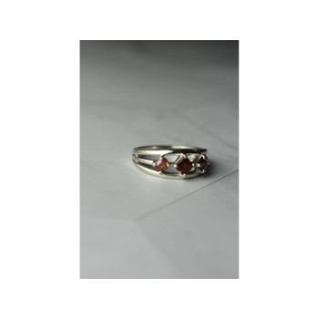 925 Sterling Silver Garnet Ring Size 6.5