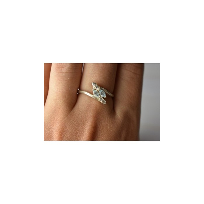 925 Sterling Silver Blue Spinel & CZ Ring Size 9