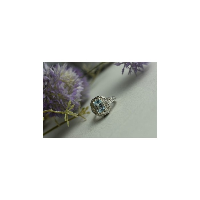 925 Sterling Silver Blue Spinel Openwork Ring Size 6