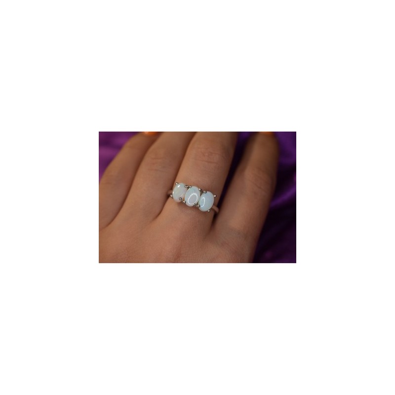 925 Sterling Silver Opal Ring Size 9