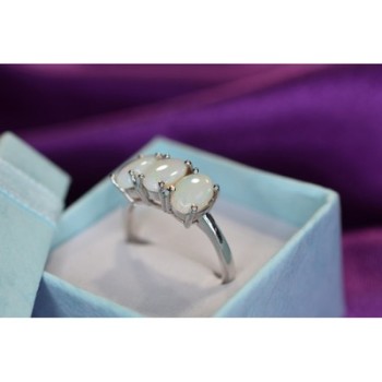 925 Sterling Silver Opal Ring Size 9
