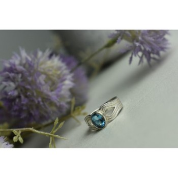 925 Sterling Silver Blue Spinel Ring Size 7