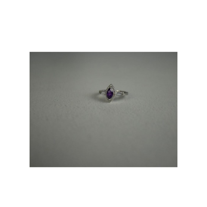 925 Sterling Silver Amethyst & Colorless Spinel Ring Size 8