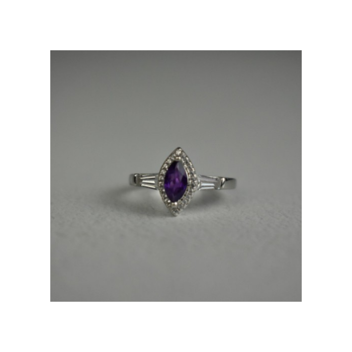925 Sterling Silver Amethyst & Colorless Spinel Ring Size 8