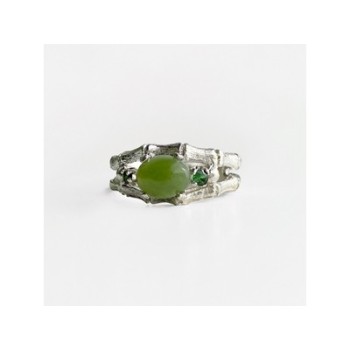 925 Sterling Silver Nephrite ( Jade ) & Emeralds Ring Size 8