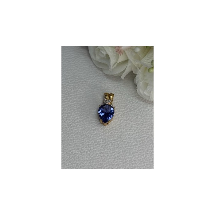 925 Sterling Silver Gold Plated Blue Spinel Pendant Length 0.75 Inch