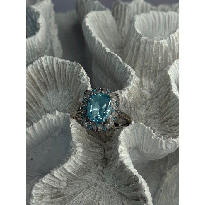 Beautiful 925 Sterling Silver Topaz & Beryl Ring Size 8