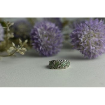 925 Sterling Silver Green Nephrite ( Jade ) & Marcasites Ring Size 8.5