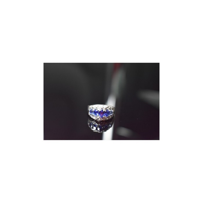 925 Sterling Silver Blue Topaz Ring Size 7.5