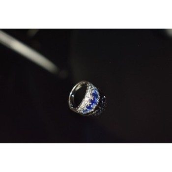 925 Sterling Silver Blue Topaz Ring Size 7.5