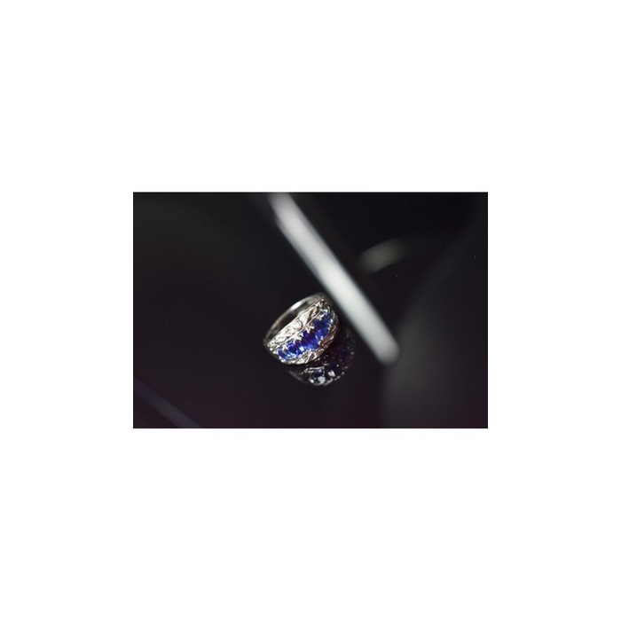 925 Sterling Silver Blue Topaz Ring Size 7.5