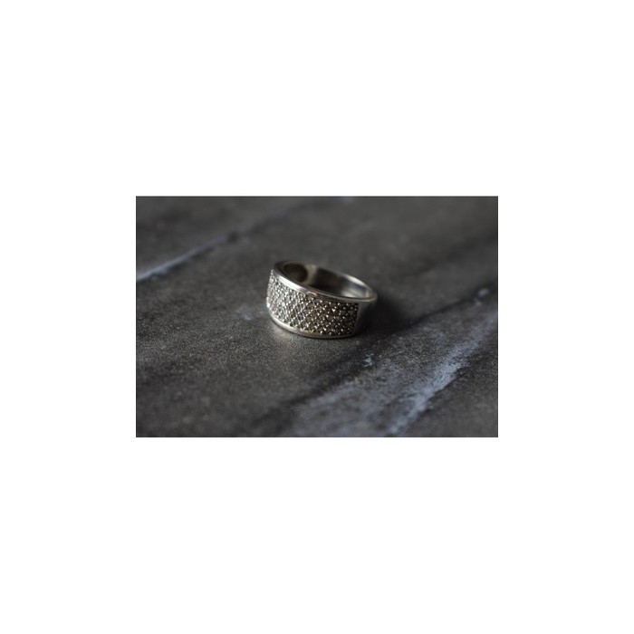 925 Sterling Silver CZ Ring Size 8