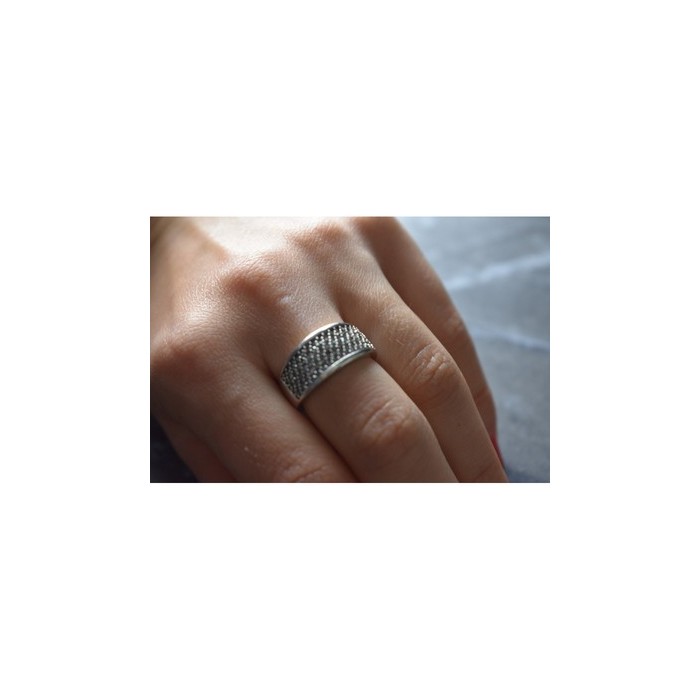 925 Sterling Silver CZ Ring Size 8