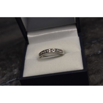 925 Sterling Silver CZ Band Ring Size 8