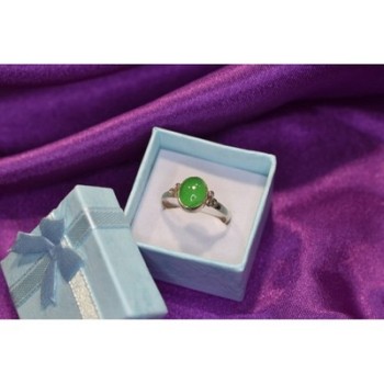 925 Sterling Silver Green Nephrite ( Jade ) Ring Size 8.5