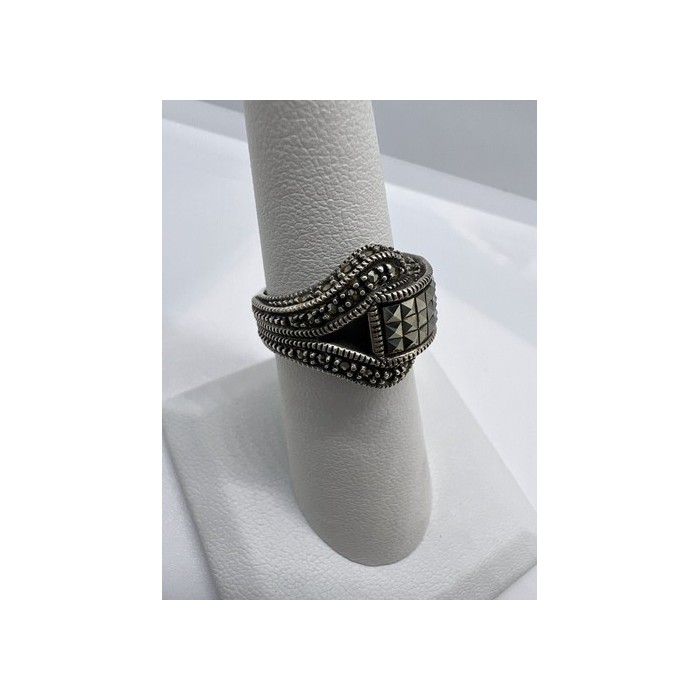 925 Sterling Silver Marcasite Ring Size 5.5
