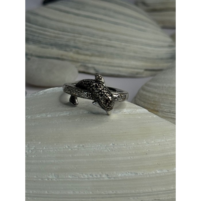 925 Sterling Silver Dolphin Diamond Ring Size 7