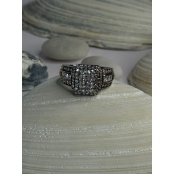 925 Sterling Silver Cz Ring Size 9