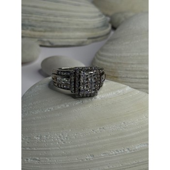 925 Sterling Silver Cz Ring Size 9