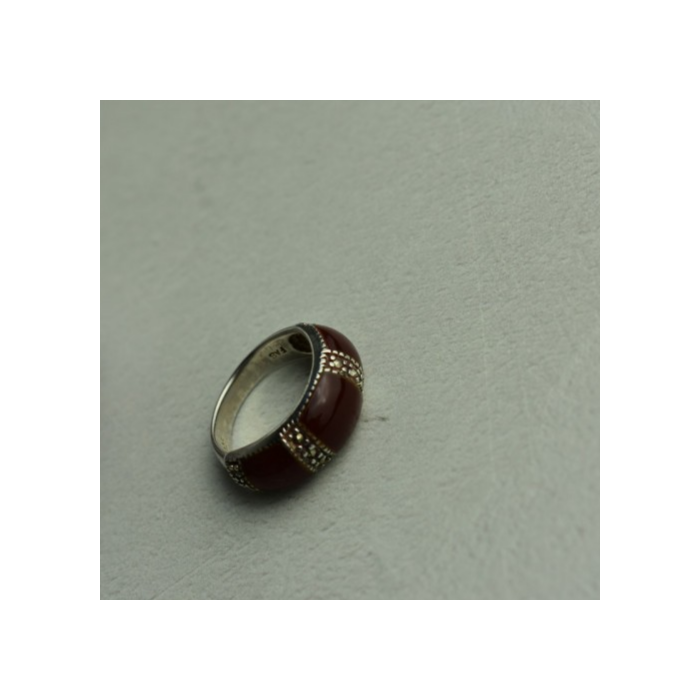 925 Sterling Silver Burgundy Coral & Marcasites Ring Size 7