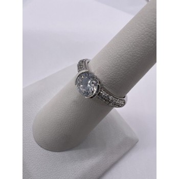 925 Sterling Silver CZ Ring Size 6.5