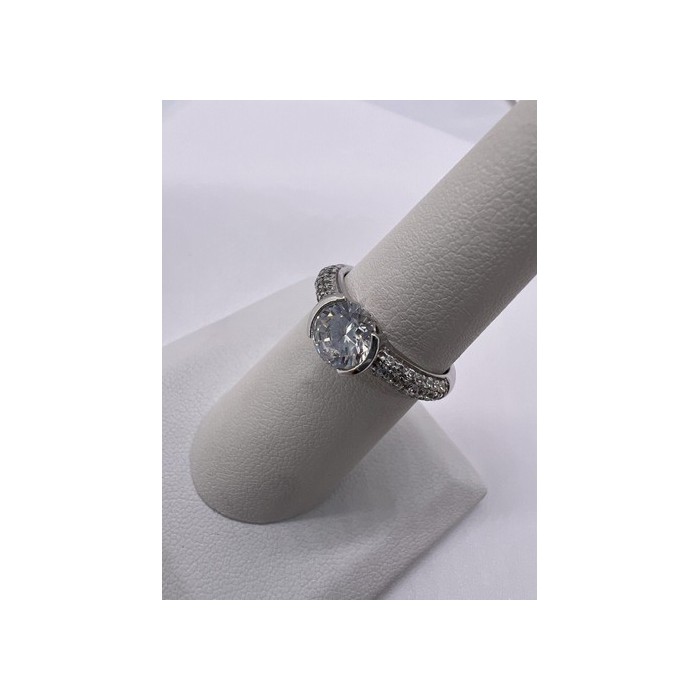 925 Sterling Silver CZ Ring Size 6.5