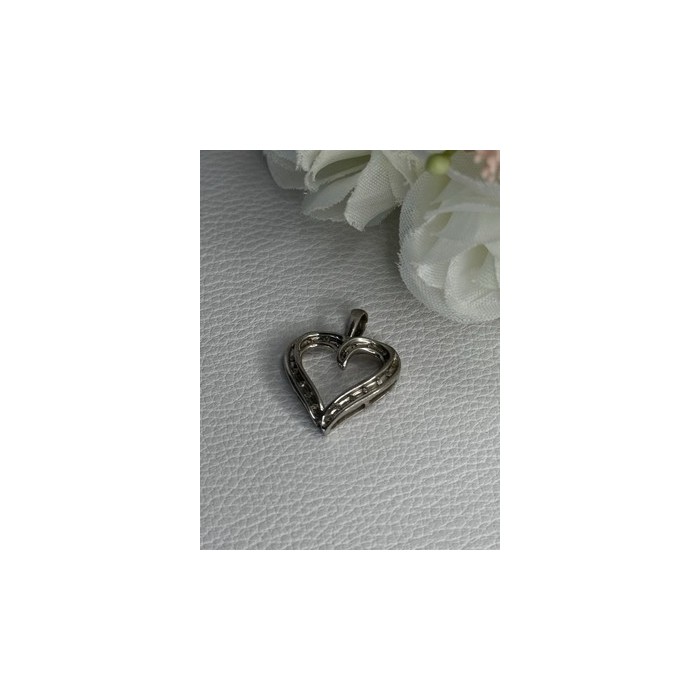 925 Sterling Silver White Topaz Heart Pendant Length 0.80 Inch