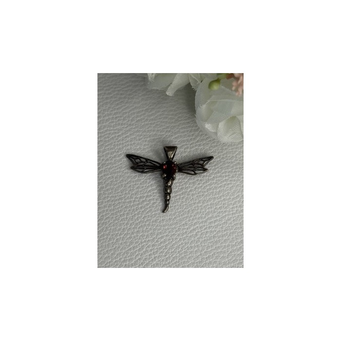925 Sterling Silver Dragonfly Garnet Pendant Length 0.90 Inch