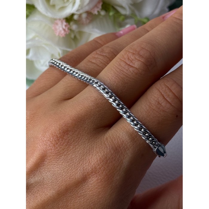 Classy Sizable 925 Sterling Silver Bracelet