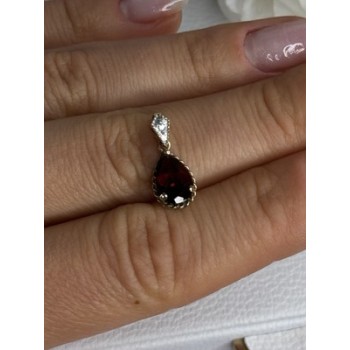 10K YELLOW GOLD GARNET & DIAMOND PENDANT LENGTH 0.70 INCH