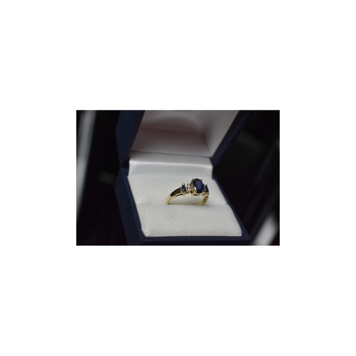 14K YELLOW GOLD  SAPPHIRE & DIAMONDS RING SIZE 7