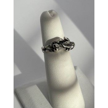 925 Sterling Silver Ring Size 4