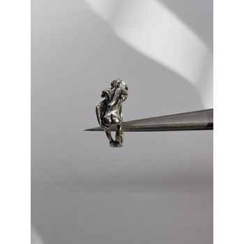 925 Sterling Silver Ring Size 4